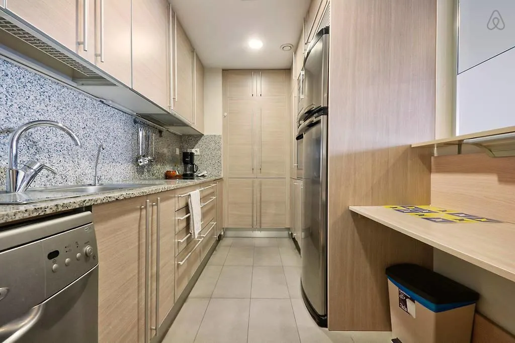 ברצלונה Apartment Familiar 0*,